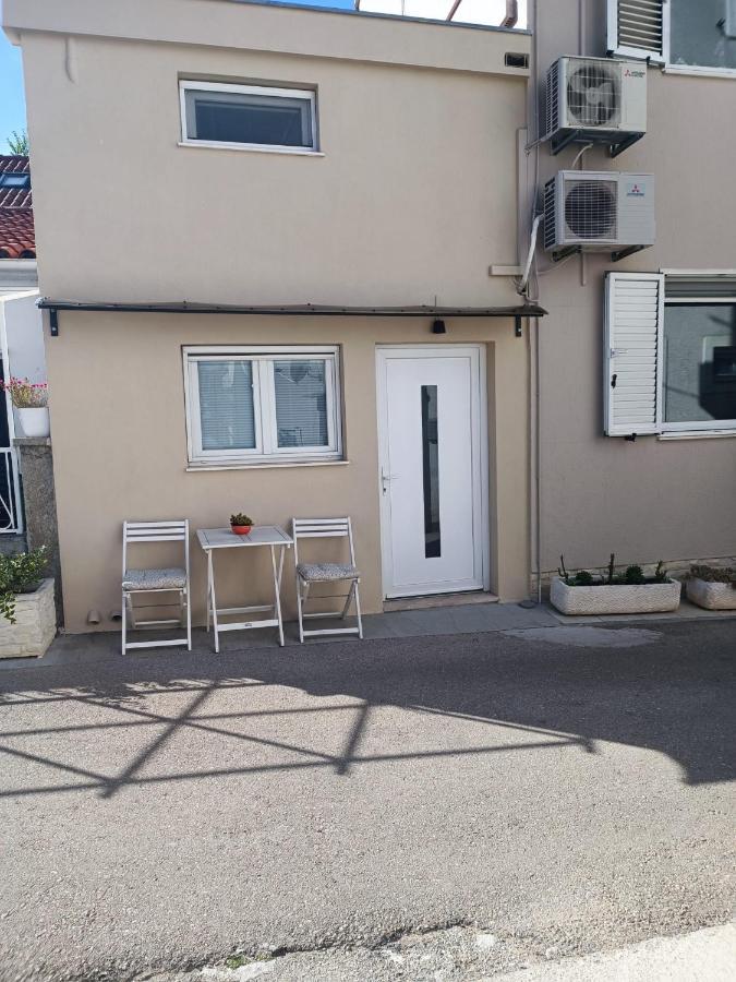Apartments Vrime 比奥格勒·纳·莫鲁 外观 照片