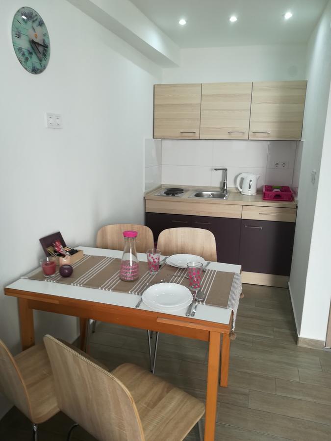 Apartments Vrime 比奥格勒·纳·莫鲁 外观 照片
