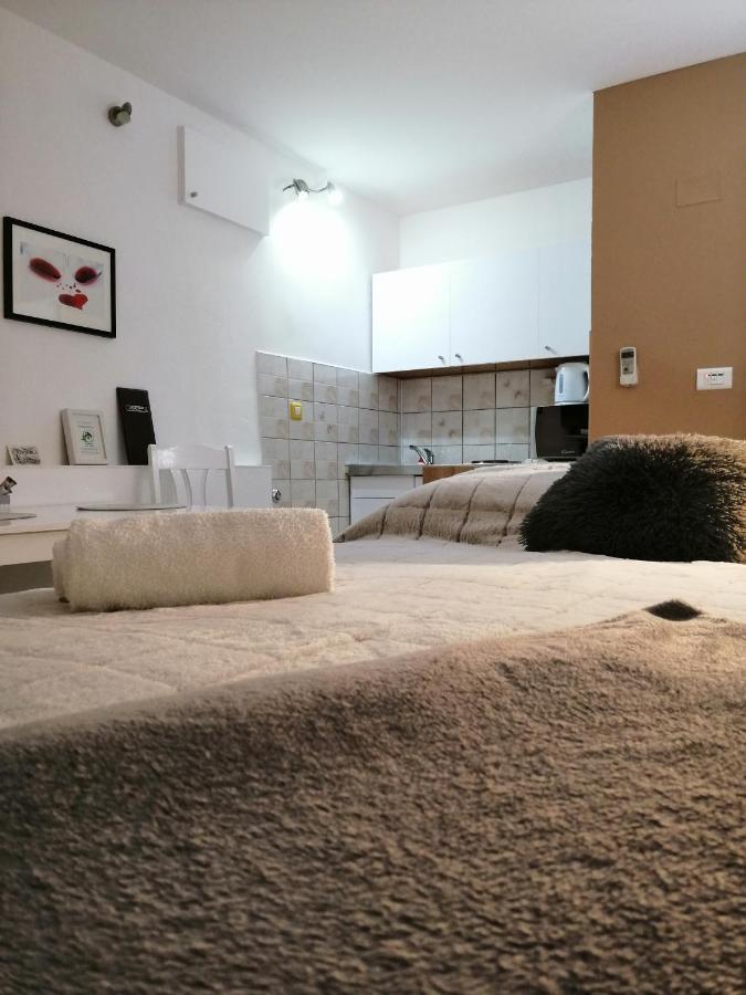 Apartments Vrime 比奥格勒·纳·莫鲁 外观 照片